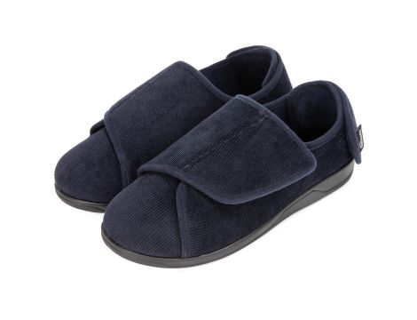 Obuwie wartość rynkowa: 4345 € (182 szt.) - 9