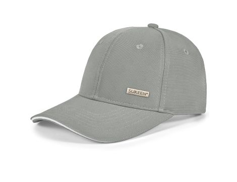 Moda wartość rynkowa: 957 € (67 szt.)